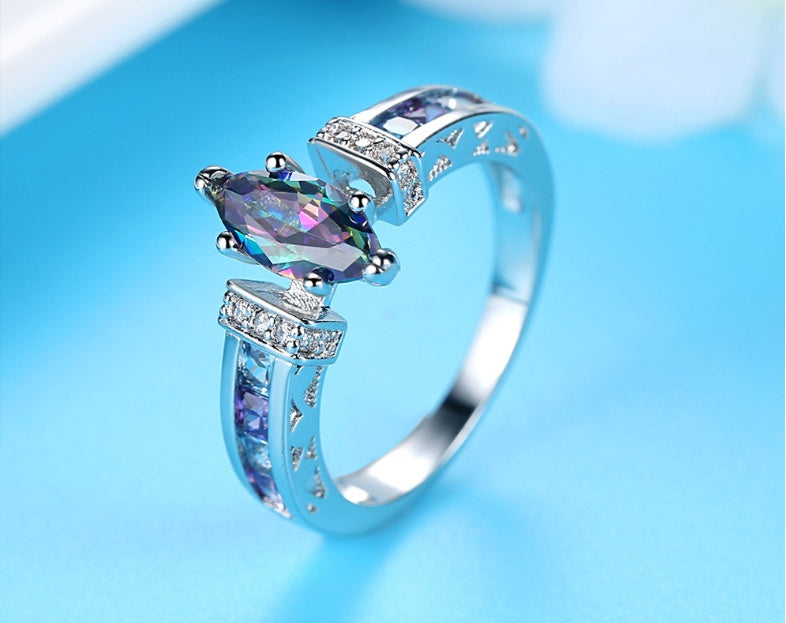 Horse eye colorful ring