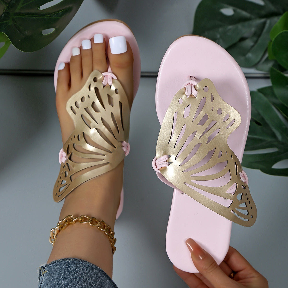 sandal Fashion Hollow Butterfly Flip-Flops Summer Sandals For Women Casual Beach Shoes New Low Heel Flat Slides Slippers