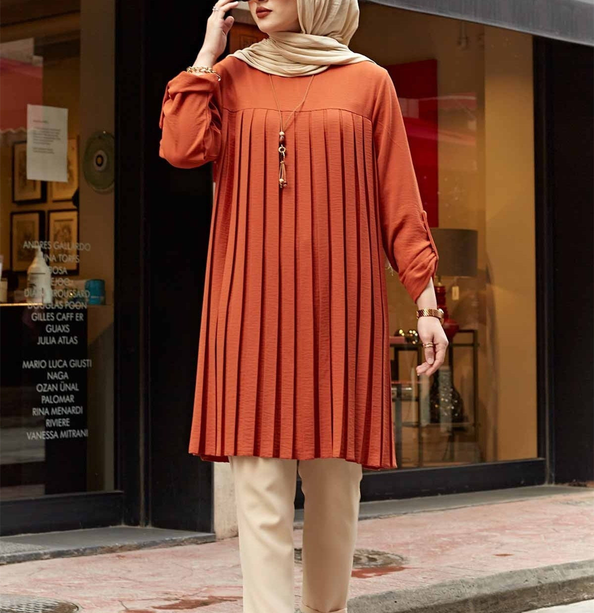 Muslim Women's Wear Casual Pleated Loose Long Sleeve Round Neck Plus Size Top